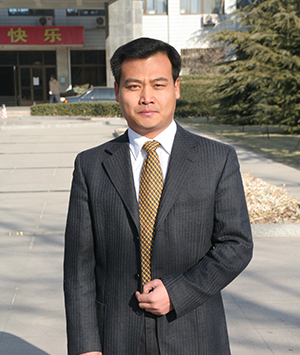 王仲兵.jpg